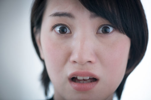 ウエストのおんな、おどろく！