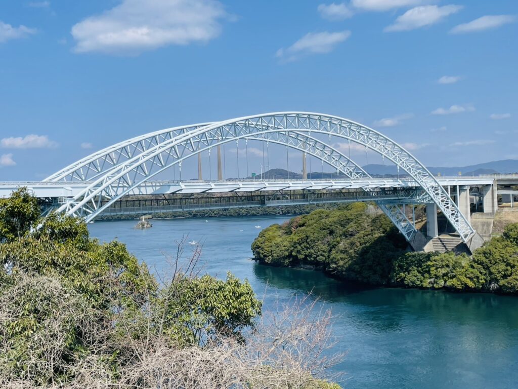 新西海橋の全景 長崎県西海市